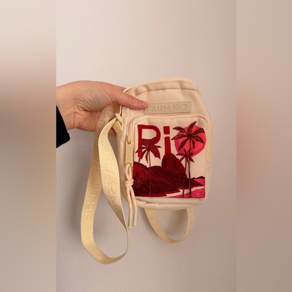 FARM Rio Cream and Pink Crossbody bag - Picture 2 of 2
